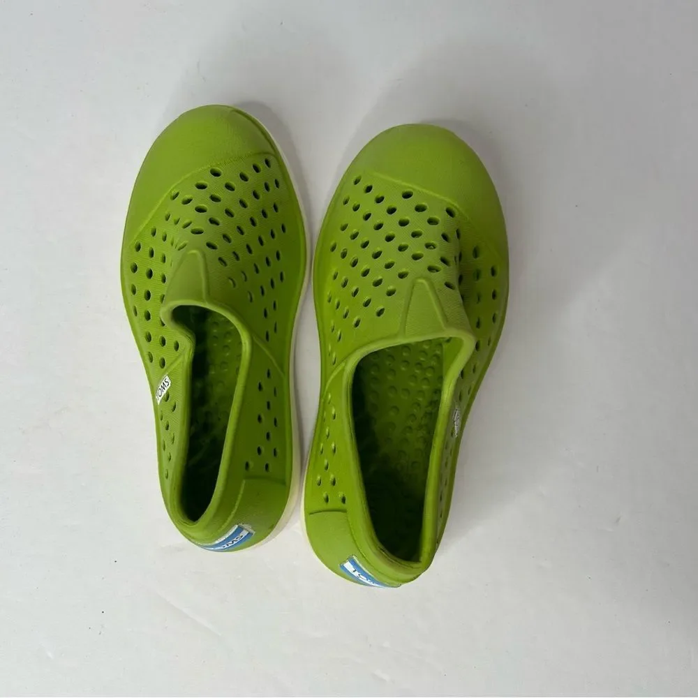 Tom’s Kids Green Slip-On Shoes 8
